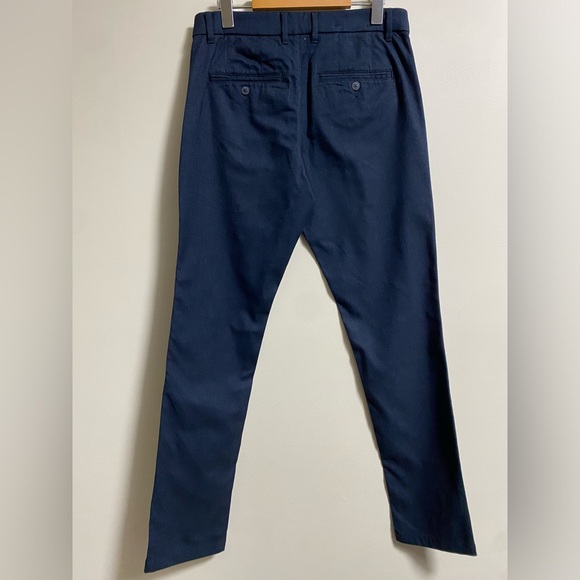 RW&CO Men’s Navy Blue Brushed Chino Pants Slim Fit Size 29x32 - Picture 4 of 5